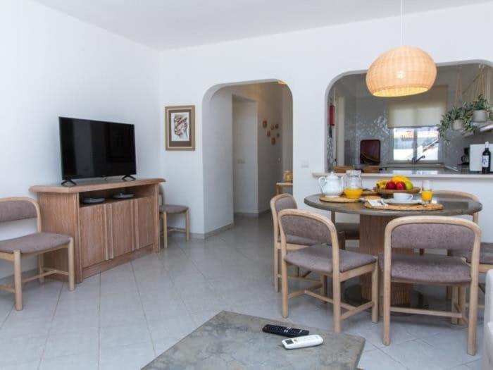 Estima Golf House Apartment - Luxurious & 6 Pools & Golf & Tennis Албуфейра Екстериор снимка