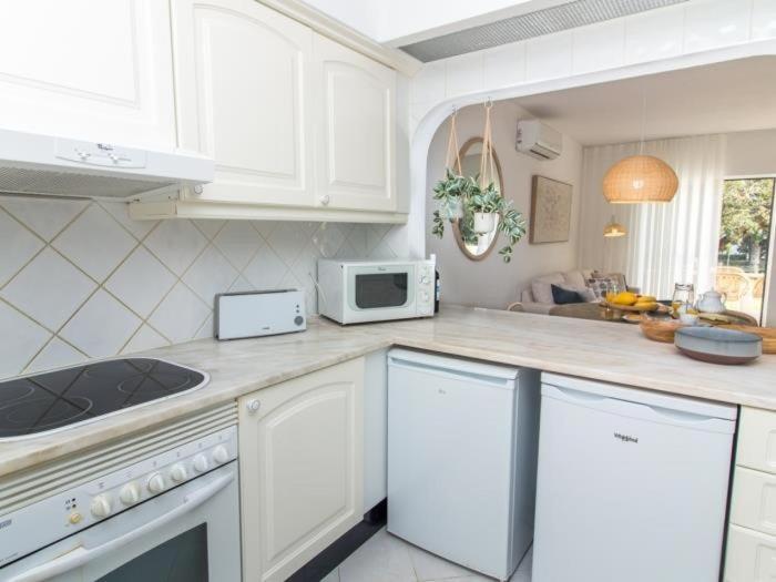 Estima Golf House Apartment - Luxurious & 6 Pools & Golf & Tennis Албуфейра Екстериор снимка